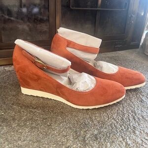 Sundance Suede Ankle Strap Flat in Rust - Size 40 - Ada Suede Wedge - New
